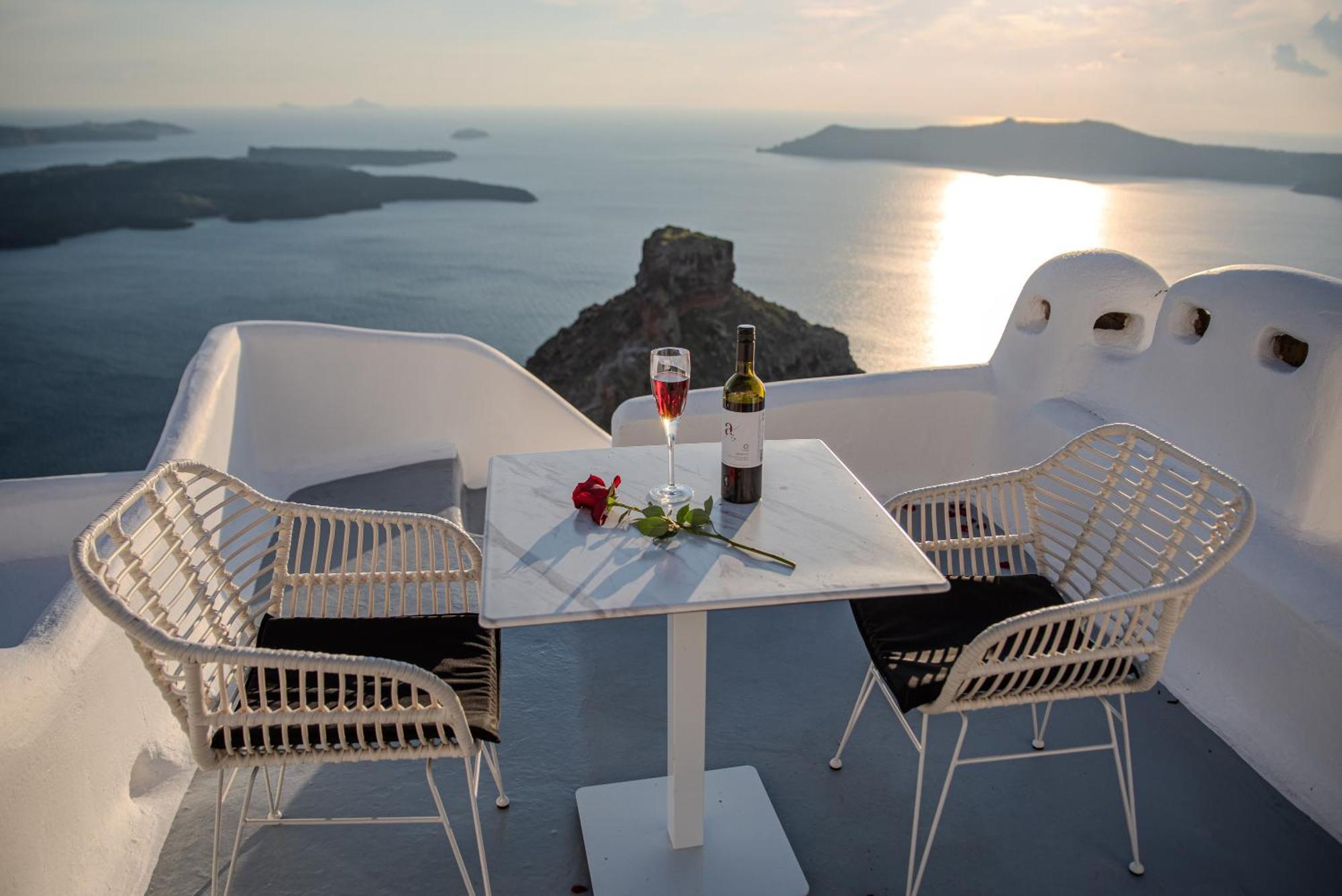 Heavens Edge Hotel Imerovigli  Eksteriør billede